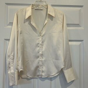 Abercrombie and Fitch long sleeve satin bottom up shirt